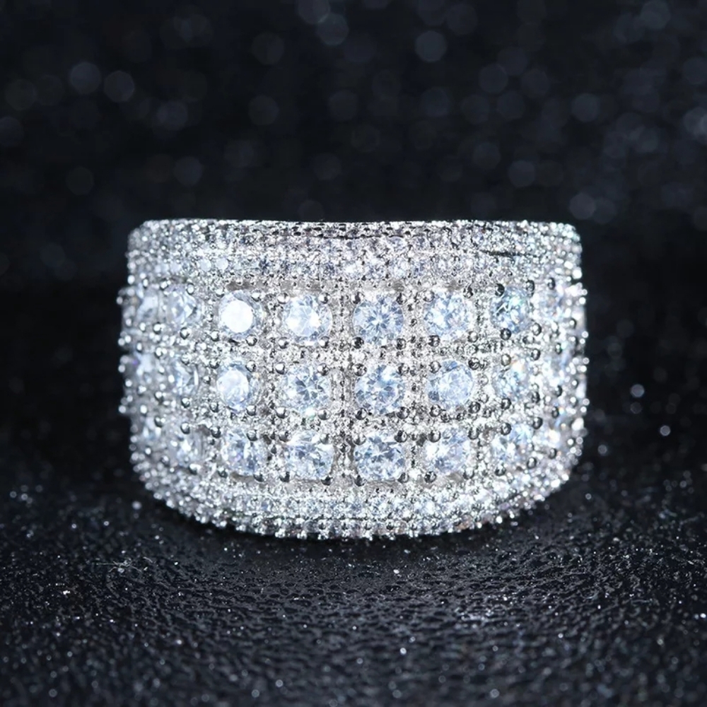 New Silver Inlaid Diamond Thick Ring